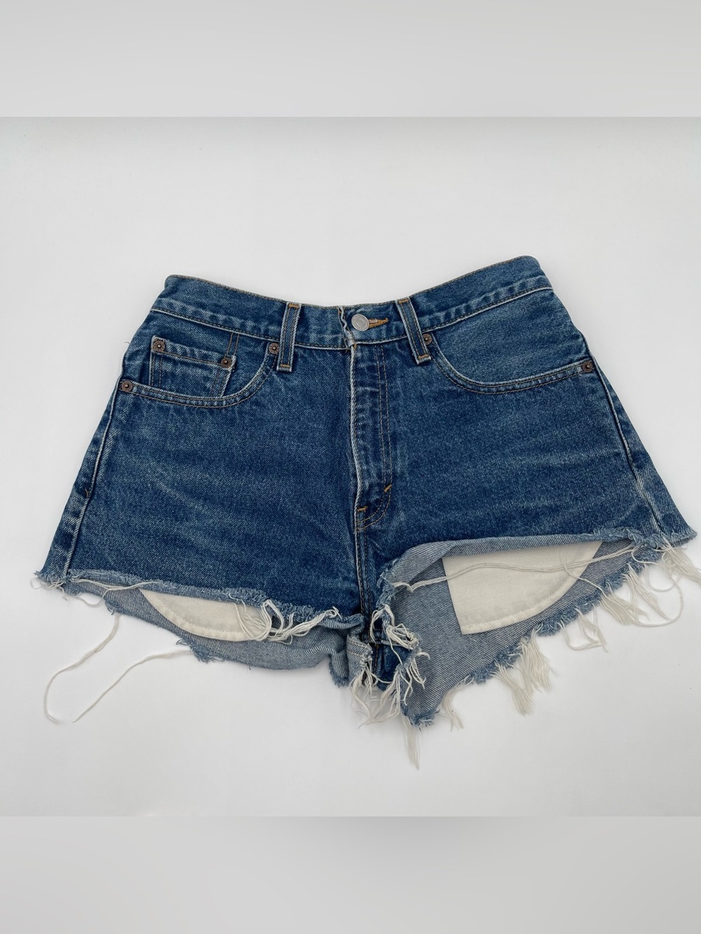 Levi's 501 Shorts Women’s 6 Vintage Cut Off Raw Hem Button Fly Festival Y2K